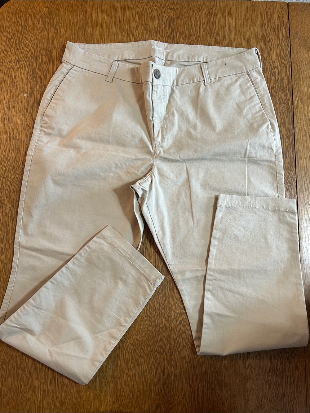Women’s  Casual Chino Pants in Light Beige